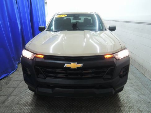 Used 2024 Chevrolet Colorado W/T image 10