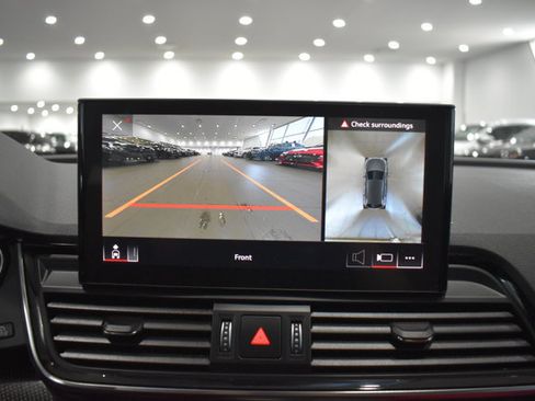 Used 2023 Audi SQ5 Premium Plus w/ Premium Plus Package AWD/4WD image 16