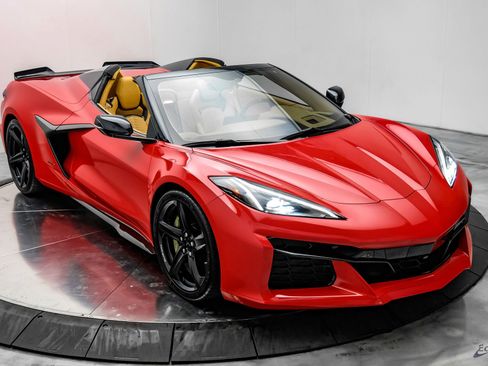 Used 2023 Chevrolet Corvette Z06 w/ Stealth Interior Trim Package image 30