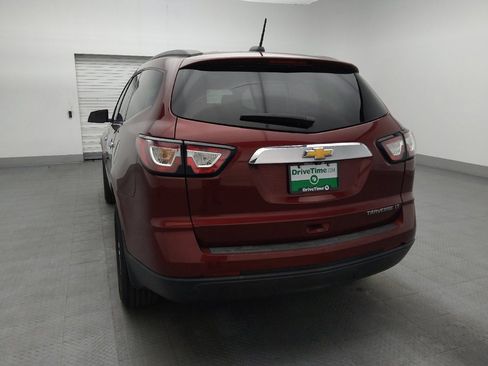 Used 2016 Chevrolet Traverse LT w/ Traveler's Package FWD image 6