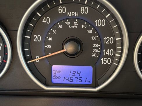 Used 2012 Hyundai Veracruz Limited image 9