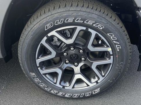 New 2025 RAM 1500 Laramie w/ Sport Appearance Package AWD/4WD image 12