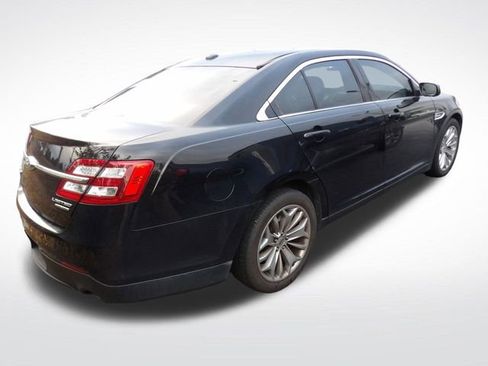 Used 2017 Ford Taurus Limited image 14