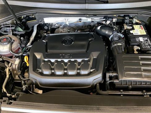 Used 2024 Volkswagen Tiguan S w/ MDO Package, Three-Row FWD image 8