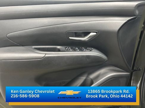 Used 2025 Hyundai Tucson SE FWD image 7