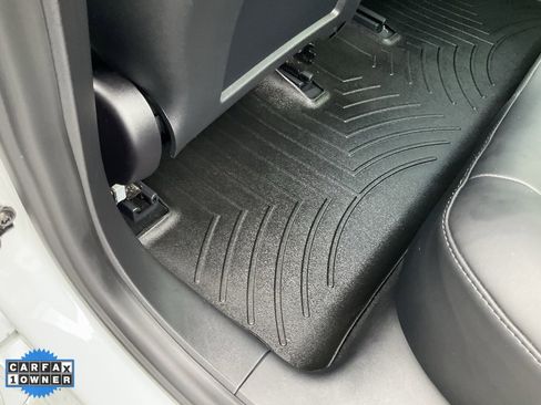 Used 2021 Tesla Model 3 Standard Range Plus image 25