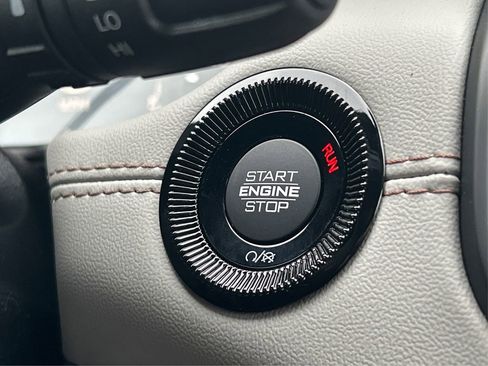 New 2026 Jeep Compass Limited image 33