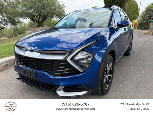 Used 2023 Kia Sportage EX AWD/4WD image 1
