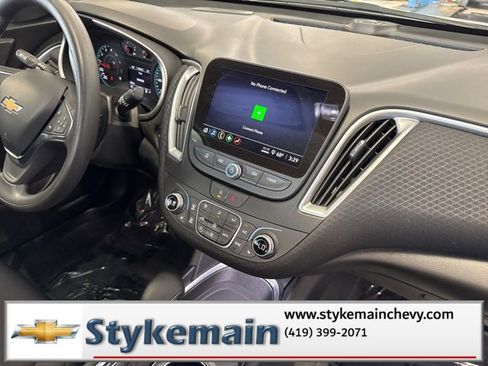 Used 2024 Chevrolet Malibu LT image 22