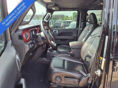 Used 2023 Jeep Wrangler Unlimited Rubicon w/ Cold Weather Group AWD/4WD image 17