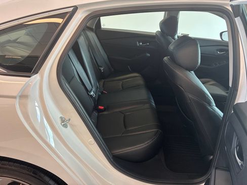 Certified 2024 Honda Accord EX image 9
