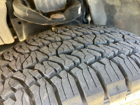 Used 2022 Nissan Titan PRO-4X w/ Pro-4x Utility Package image 28