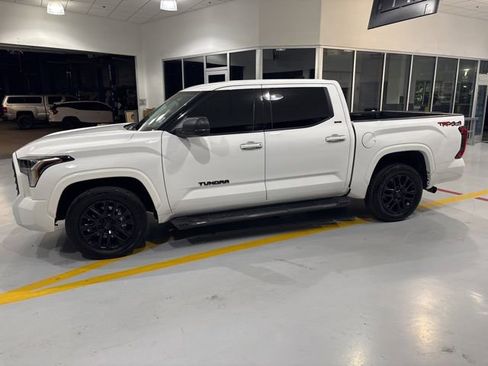 Used 2023 Toyota Tundra SR5 image 9