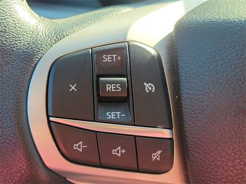 Certified 2023 Ford Explorer XLT image 23