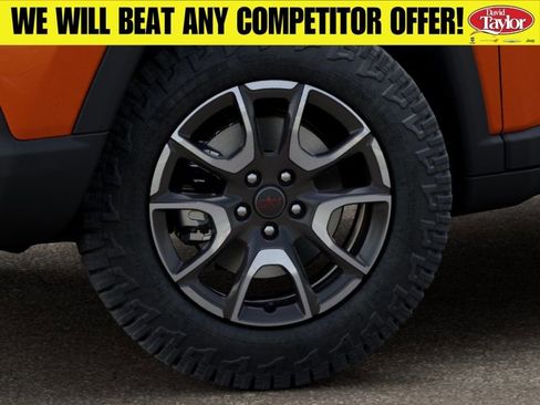 New 2026 Jeep Compass Trailhawk w/ Sun, Sound & Navigation Group AWD/4WD image 9