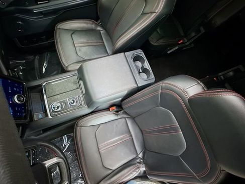 Used 2024 Ford Expedition Max Limited image 23