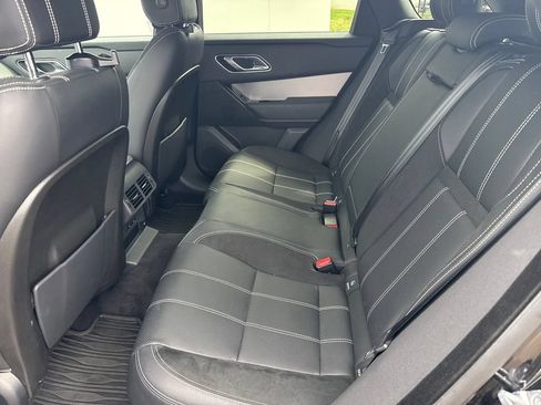 Used 2020 Land Rover Range Rover Velar R-Dynamic S AWD/4WD image 10