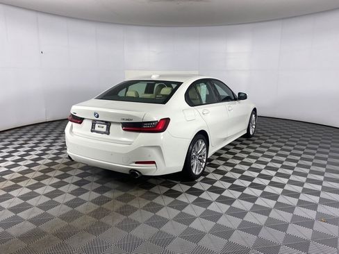 Certified 2023 BMW 330i xDrive Sedan w/ Convenience Package image 12