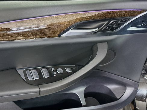 Used 2023 BMW X3 sDrive30i w/ Premium Package image 15