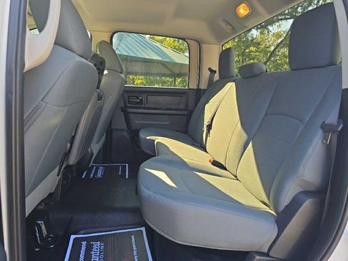 Used 2016 RAM 2500 Tradesman w/ Chrome Appearance Group image 25