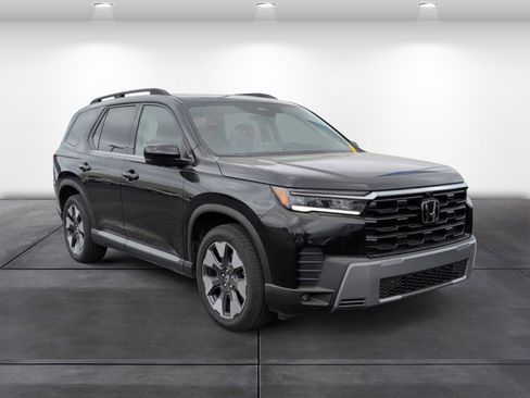 Certified 2026 Honda Pilot Elite image 2