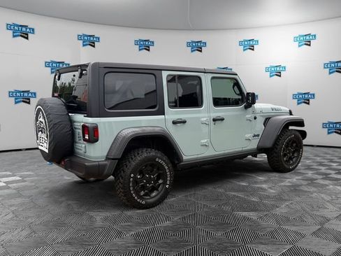 Used 2023 Jeep Wrangler Unlimited w/ Cold Weather Group AWD/4WD image 6