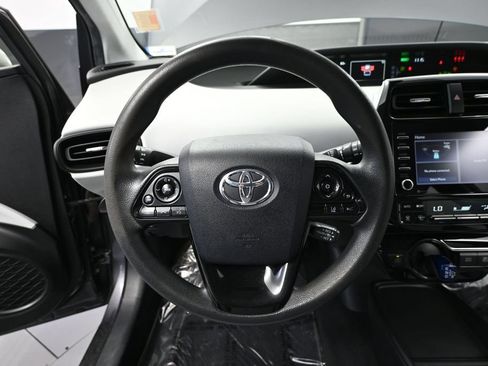 Used 2022 Toyota Prius LE FWD image 25