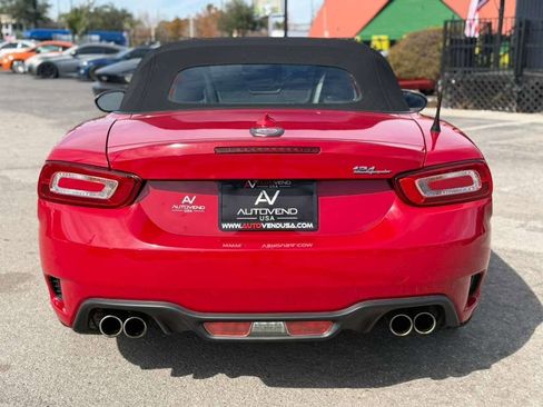 Used 2018 FIAT 124 Spider Abarth image 3