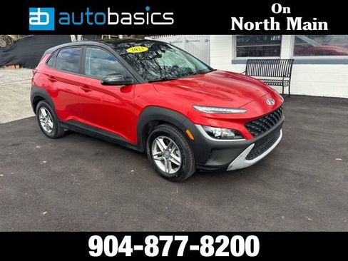 Used 2023 Hyundai Kona SE AWD/4WD image 13