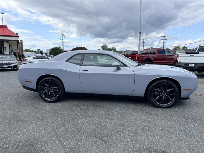 Used 2022 Dodge Challenger SXT w/ Blacktop Package RWD image 4