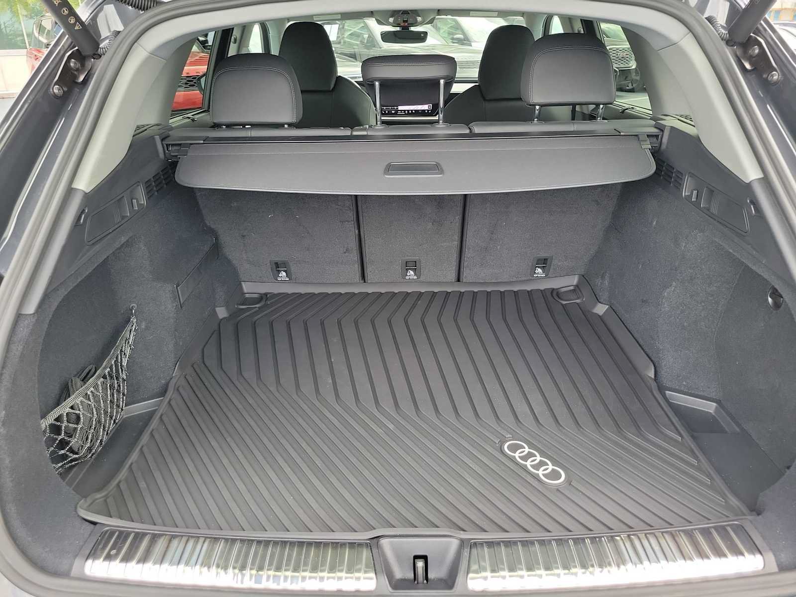 Certified 2025 Audi Q5 Premium Plus w/ Premium Plus AWD/4WD image 34