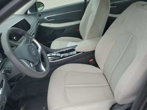 Used 2023 Hyundai Sonata SEL w/ Preferred Accessory Package FWD image 16