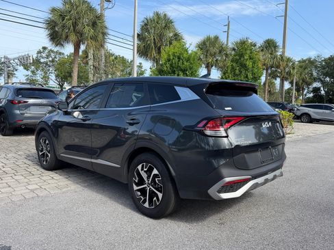 Used 2023 Kia Sportage EX FWD image 5