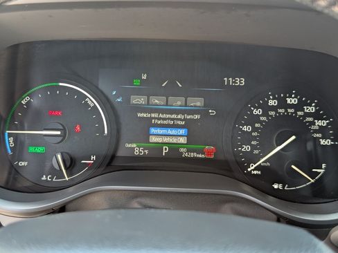 Used 2026 Toyota Sienna XLE FWD image 20