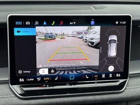 Used 2025 Volkswagen Tiguan S image 13