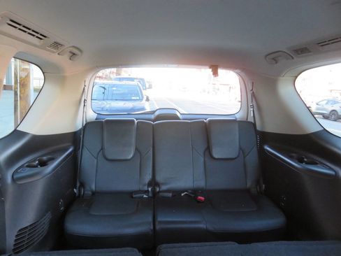 Used 2019 Nissan Armada SL w/ Premium Package image 23