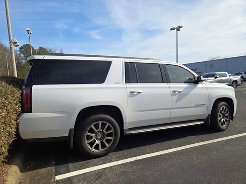Used 2015 GMC Yukon XL SLE w/ Convenience Package image 4