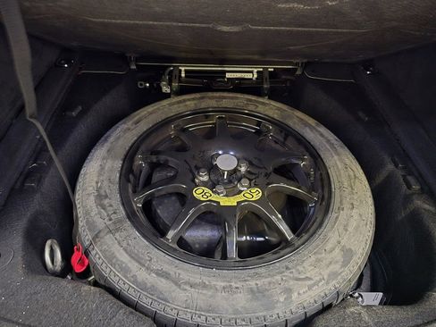 Used 2022 Land Rover Range Rover Sport SVR image 48