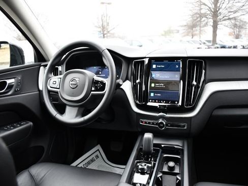 Certified 2025 Volvo XC60 B5 Plus image 20