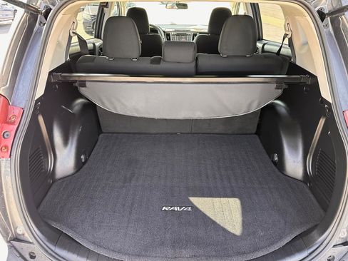 Used 2015 Toyota RAV4 XLE image 8