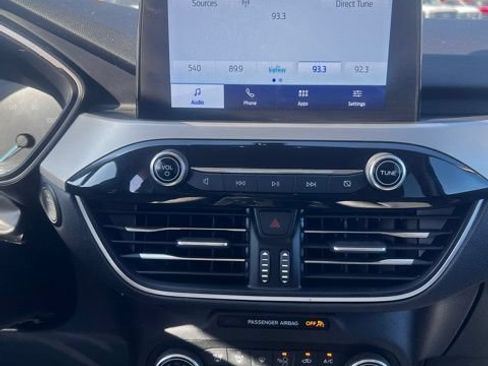 Used 2020 Ford Escape SE AWD/4WD image 16