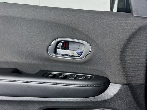 Used 2019 Honda HR-V EX image 15
