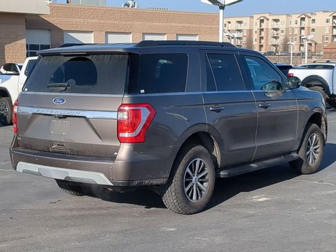 Used 2019 Ford Expedition XLT w/ Equipment Group 201A image 5