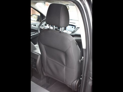 Used 2016 Ford Escape SE w/ Equipment Group 201A FWD image 25