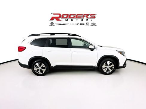 Certified 2025 Subaru Ascent Premium AWD/4WD image 9