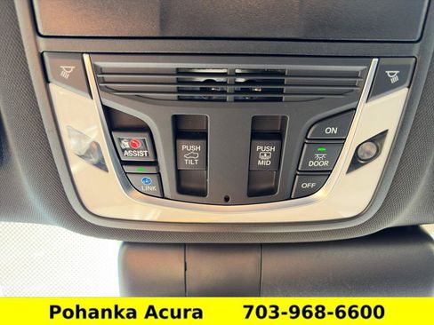 Certified 2025 Acura RDX SH-AWD image 21