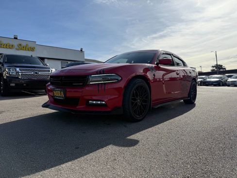 Used 2016 Dodge Charger SXT w/ AWD Plus Group image 56