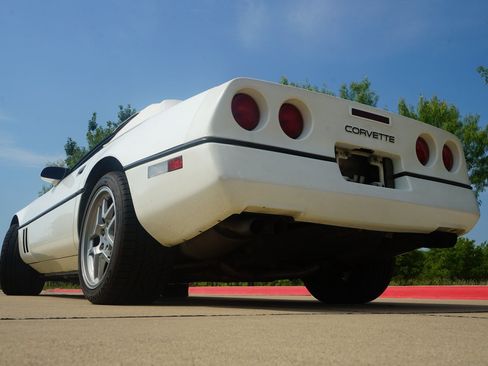 Used 1989 Chevrolet Corvette Convertible image 11