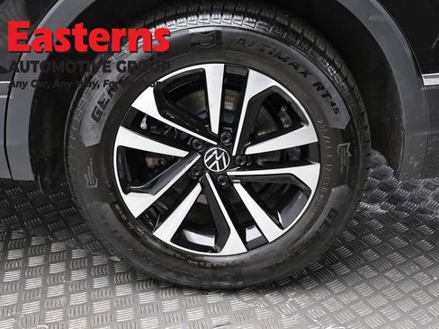 Used 2022 Volkswagen Tiguan S AWD/4WD image 8