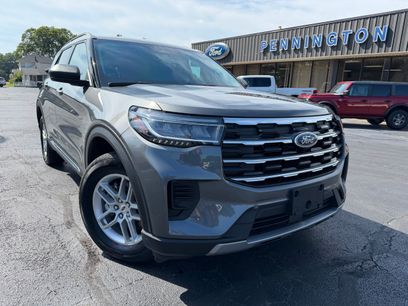 Used 2025 Ford Explorer Active